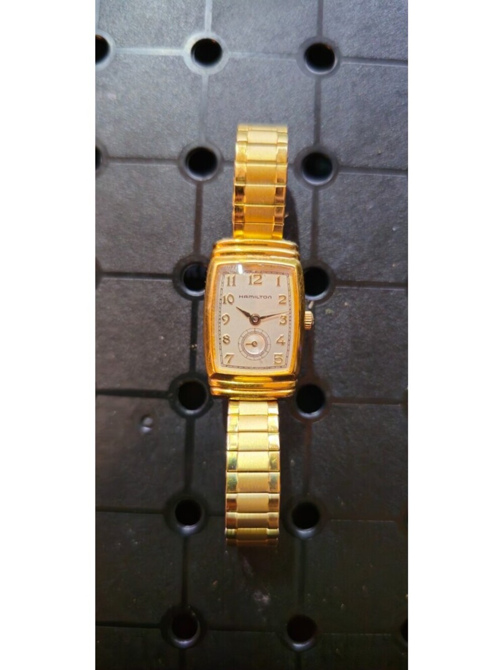 Vintage HAMILTON Benton 6200A Gold Dial Quartz Women's 19mm Watch Running